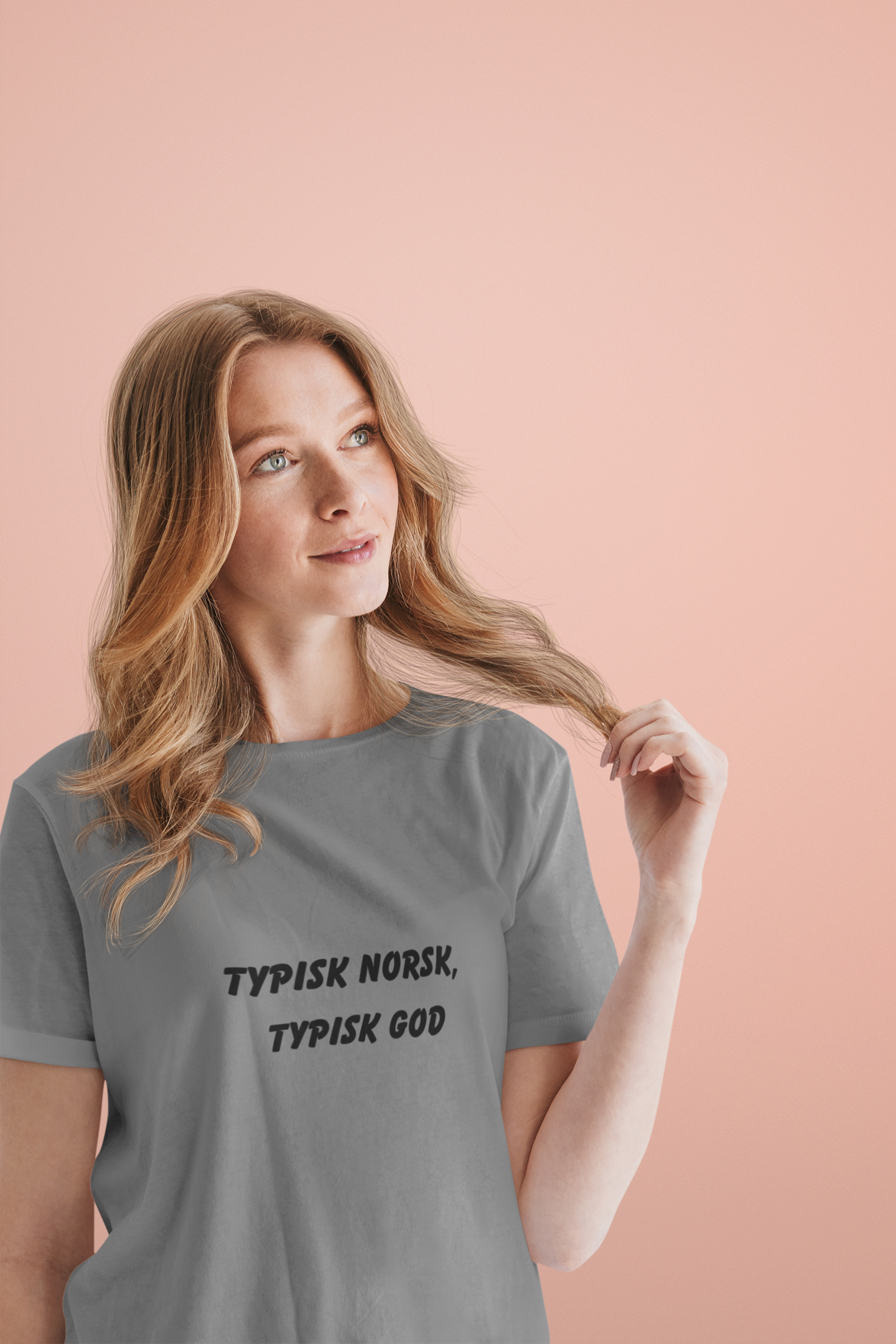Typisk Norsk, Typisk God – Unisex T-skjorte | Nostalgi med Gro-sitat | Norsk Design